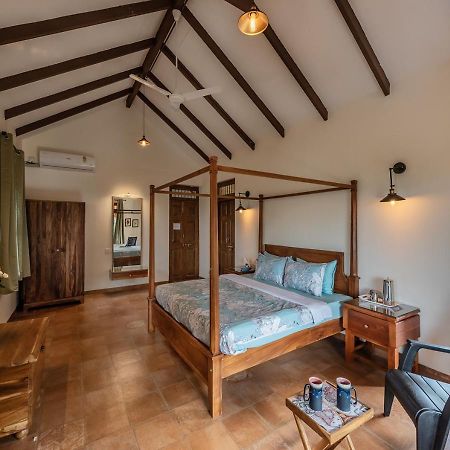Saffronstays Niramay, Torna-Rajgad - Rustic Pool Villa With A Gazebo And Great Forest Views Marg Asni 외부 사진